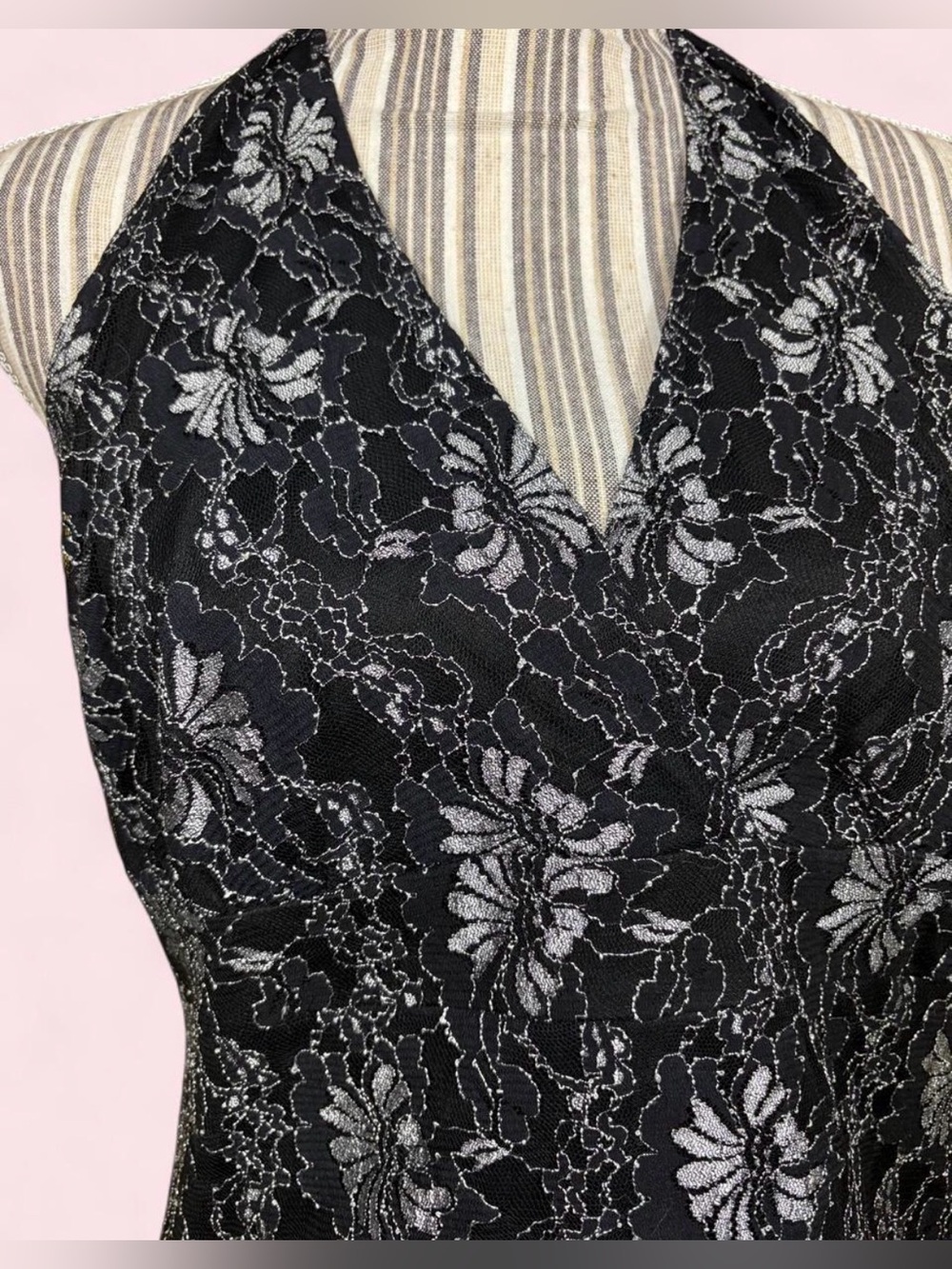 Y2K Vtg sparkly black and silver full sexy lace women’s tie neck halter top